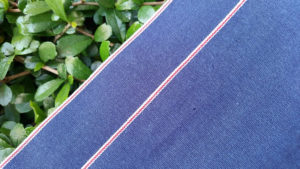 7.3oz Light blue chambray selvedge denim fabric W040